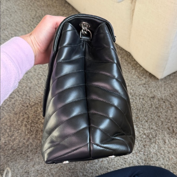 Yves Saint Laurent LouLou Large Flapbag Metalasse - Black and Silver - Picture 10 of 13